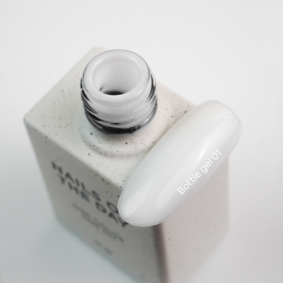 Bottle Gel 01 - NailsOfTheDay