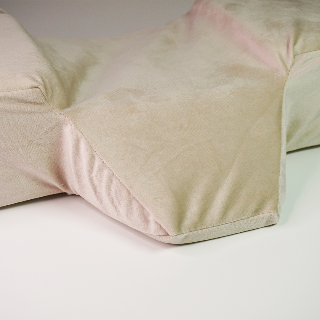 Capa em Veludo para Almofada Ergonómica FB