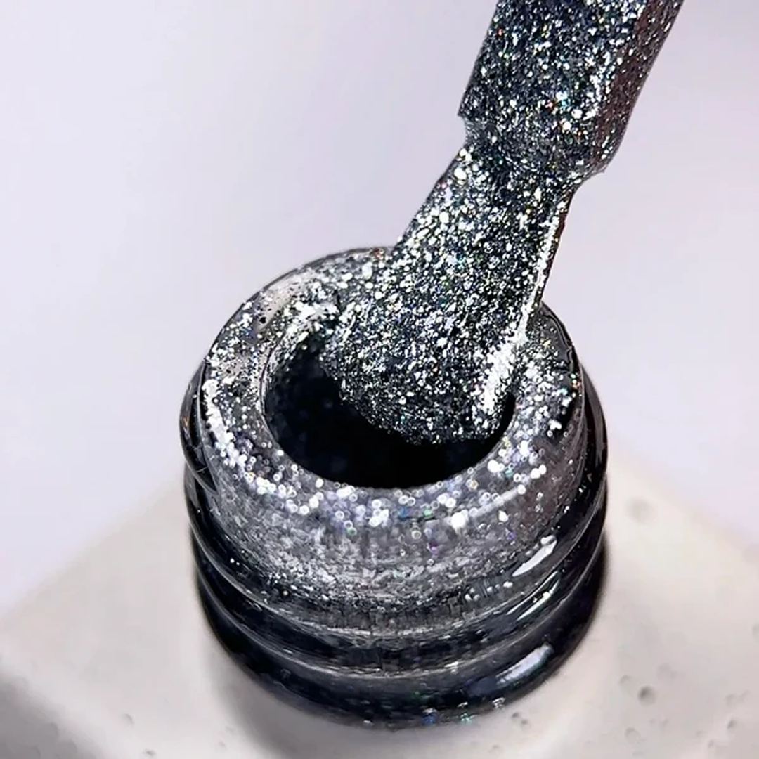 Verniz Gel December 2025 SUPERHUMANS - NailsOfTheDay