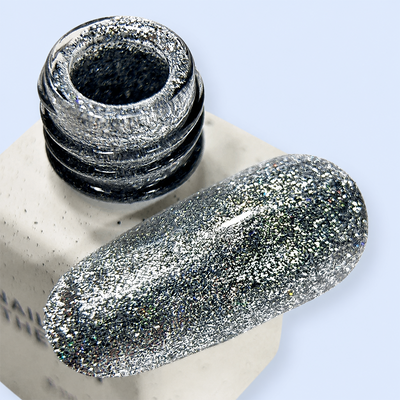 Verniz Gel December 2025 SUPERHUMANS - NailsOfTheDay