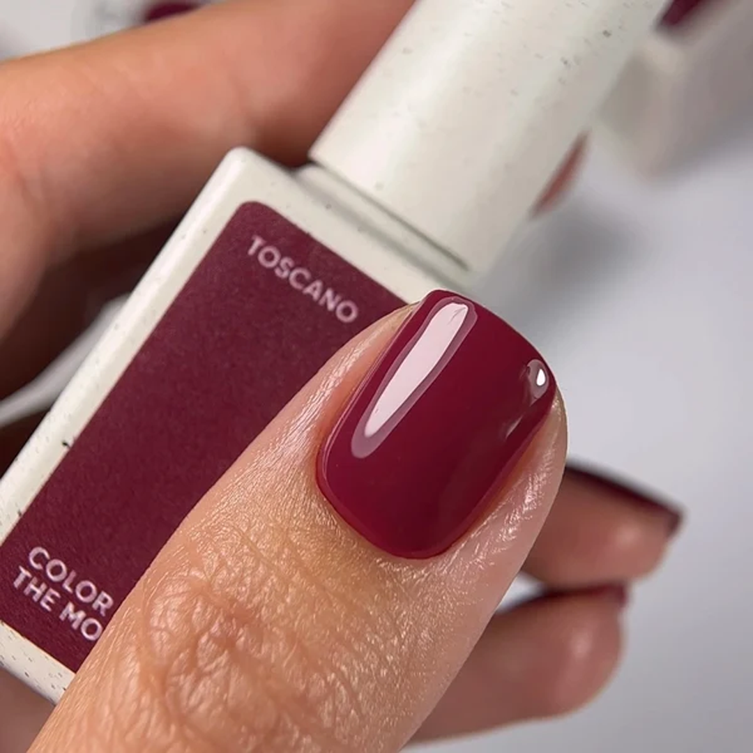 Verniz Gel October 2025 Toscano - NailsOfTheDay