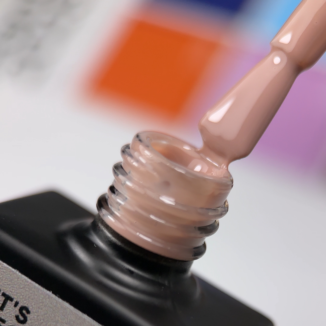 Verniz Gel Pantone 2025/01 - NailsOfTheDay