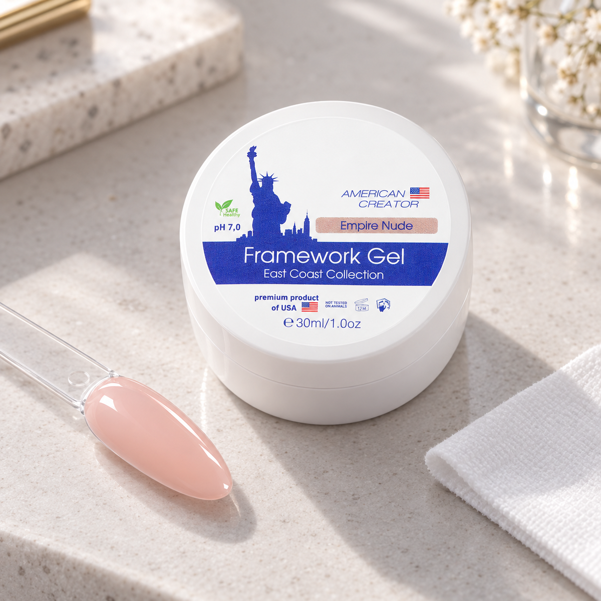 American Creator Framework Gel Empire Nude 30 ml com amostra da cor em ambiente profissional de manicure