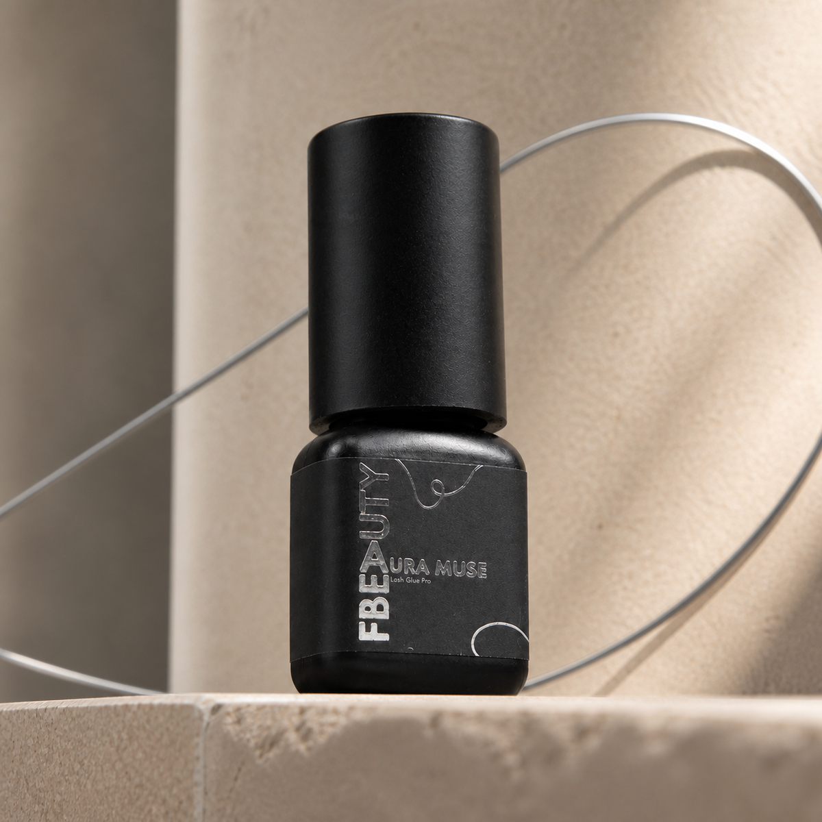 Detalhe da embalagem da Cola Aura Muse FBeauty 5 ml