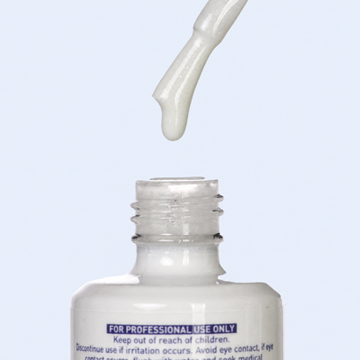 Pincel e frasco Base Gel Milky Glow American Creator branco leitoso brilhante
