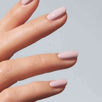Resultado em unhas com Color Gel Affogato American Creator nude rosado brilhante