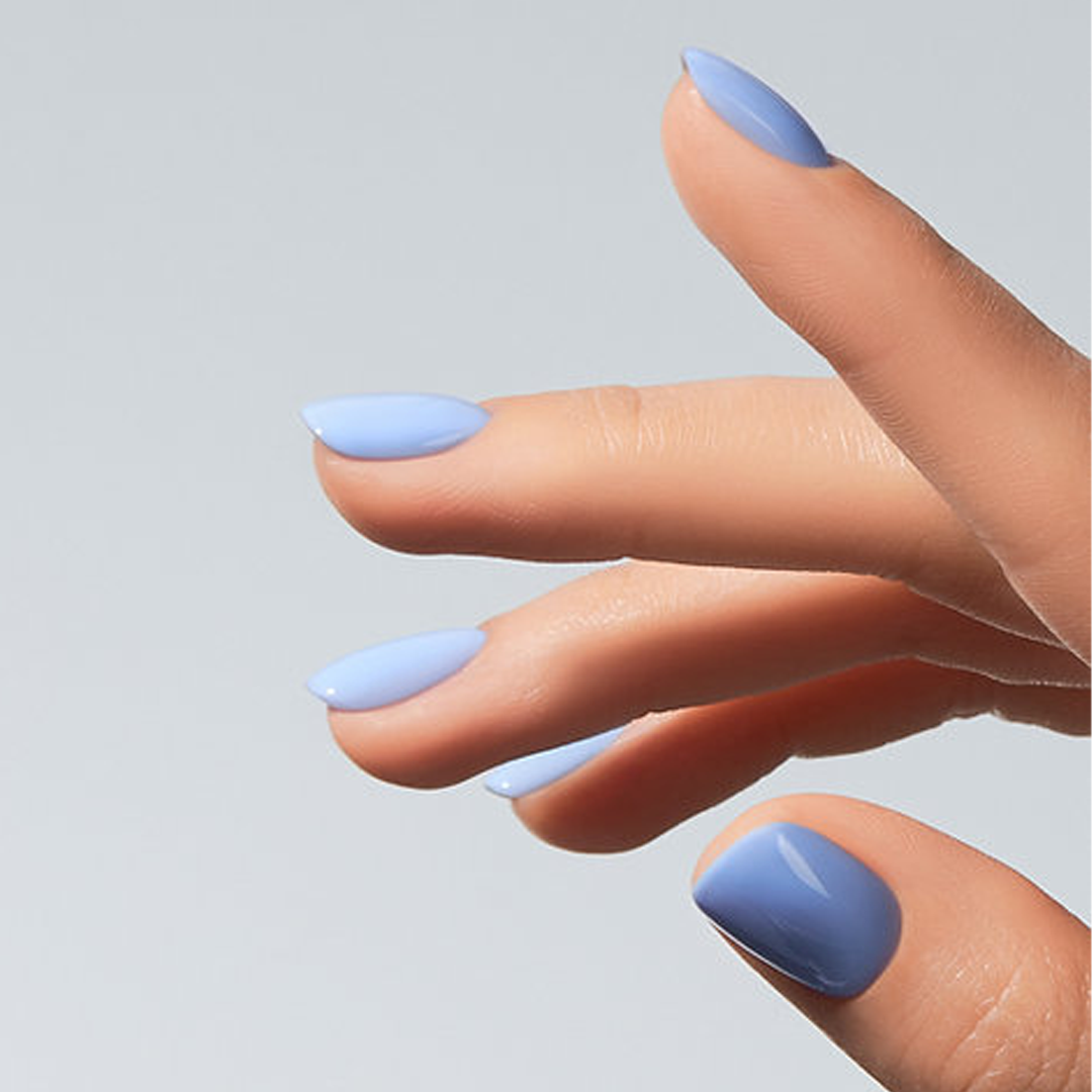 Unhas com Color Gel Mist American Creator azul pastel nevoa brilhante