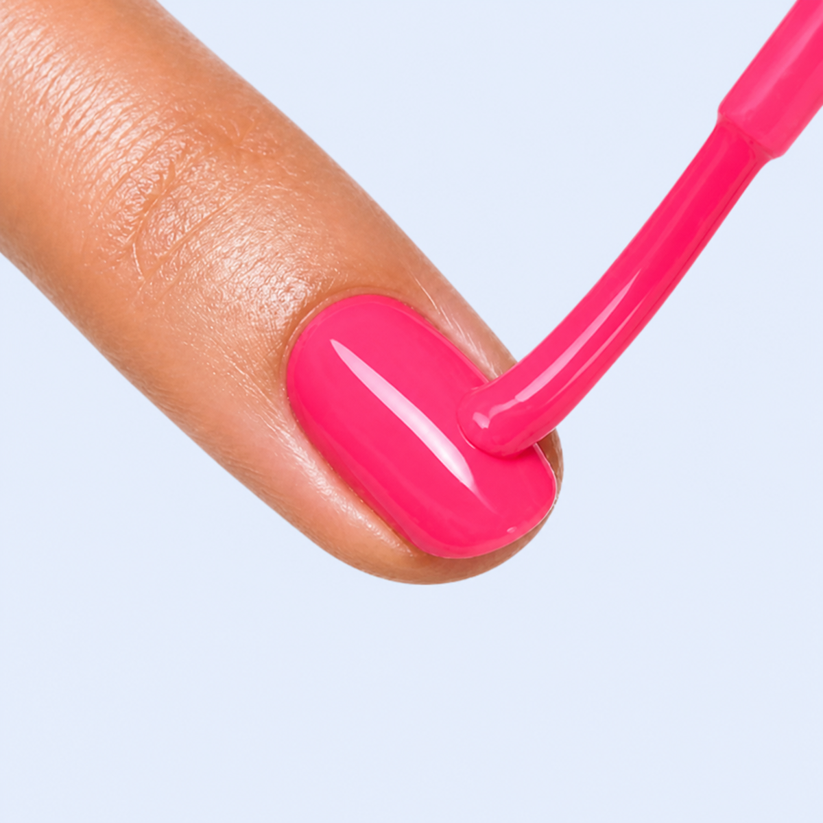 Aplicação do Color Gel Starfish American Creator em unha rosa fucsia vivo