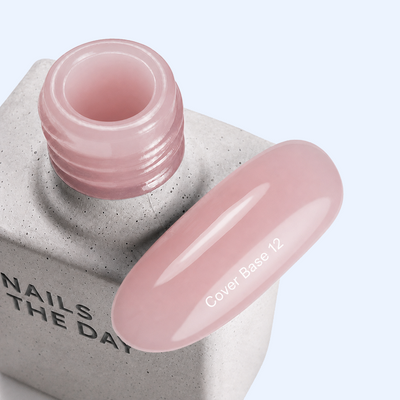 Cover Base 12 Nails Of The Day em tom rosa pastel
