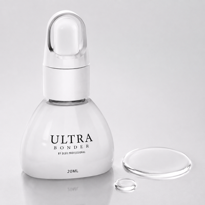 Dlux Ultra Bonder com detalhe da textura líquida transparente