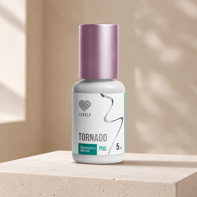 Cola Tornado Lovely — apresentação profissional sobre base de pedra clara; SKU 33046285