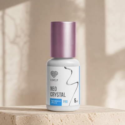 Cola Neo Crystal Lovely — apresentação profissional sobre base de pedra clara; SKU 84520246