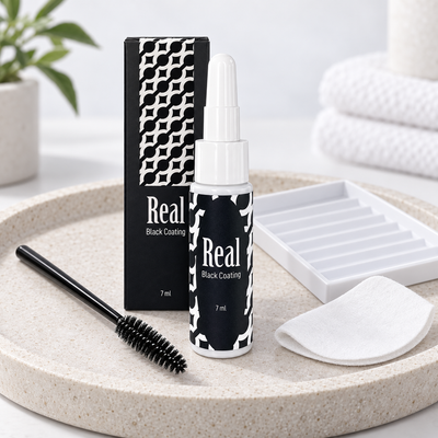 Real Black Coating Neicha de 7 ml apresentado numa bandeja profissional