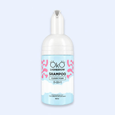 OKO Espuma Cloudy Foam 3 em 1 — detalhe do doseador em fotografia melhorada para ecommerce