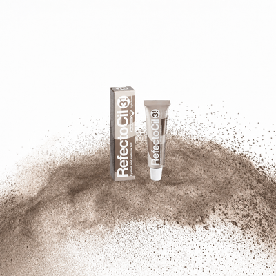 RefectoCil Tinta Nº 3,1 Light Brown — tubo e caixa apresentados sobre pigmento castanho claro numa composição quadrada baseada na fotografia oficial; SKU PROD.6