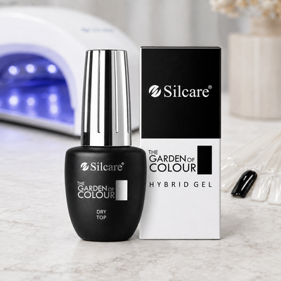 Silcare Dry Top top coat no wipe apresentado em cenário profissional