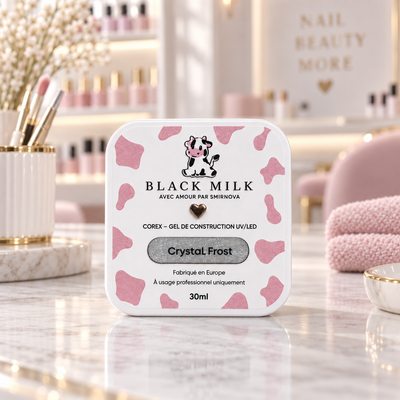 Gel Construtor Corex Crystal Frost Black Milk, ambiente de salão