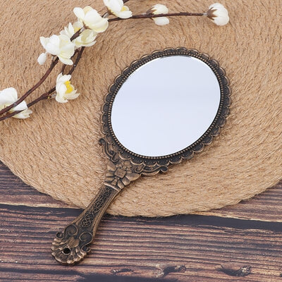 oval mirror