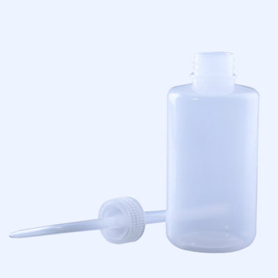 Container for washing eyelashes
